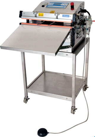 スタンド台を取り付けた状態のVA-460Gの写真