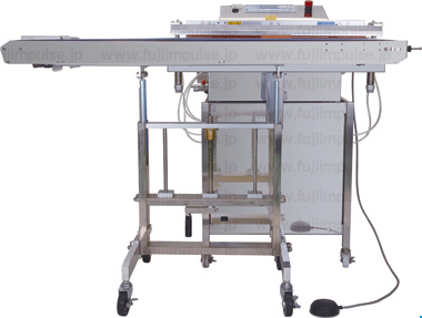 シール作業手離れユニットとVA-610Gの写真02